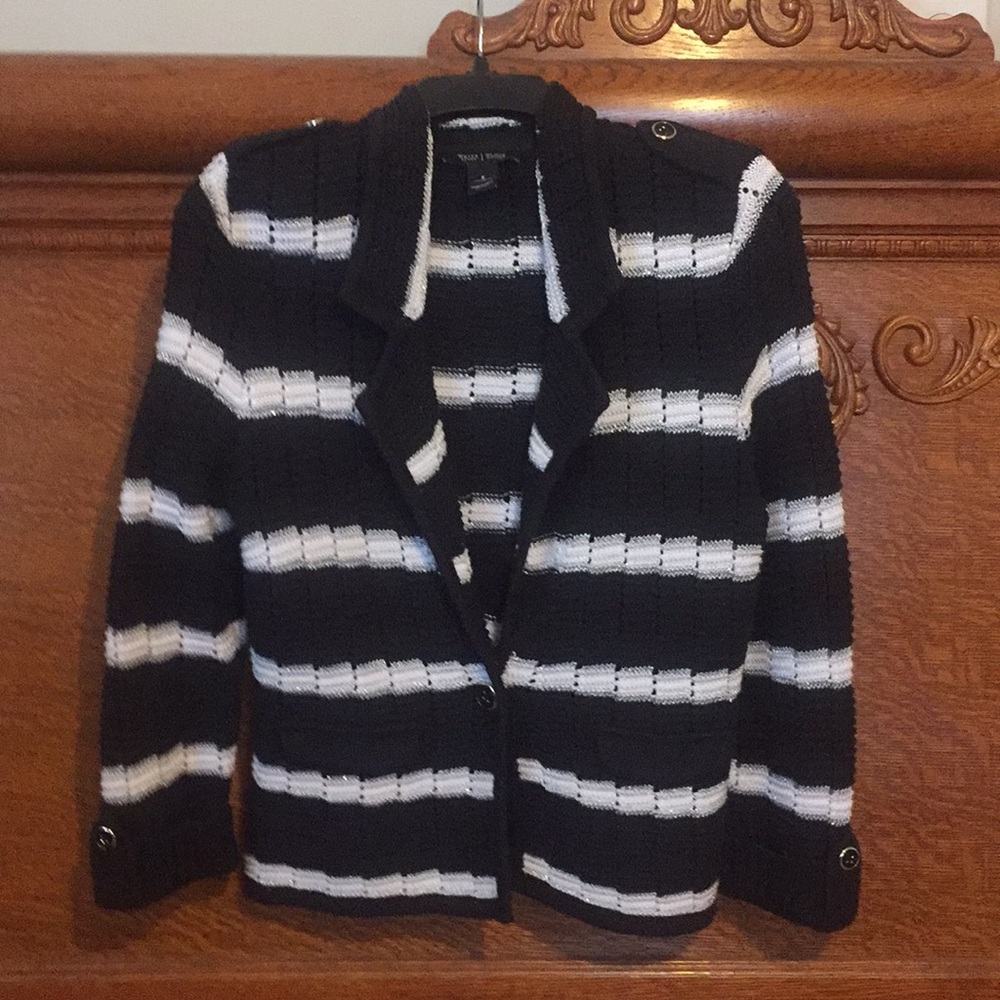 Gorgeous sweater blazer